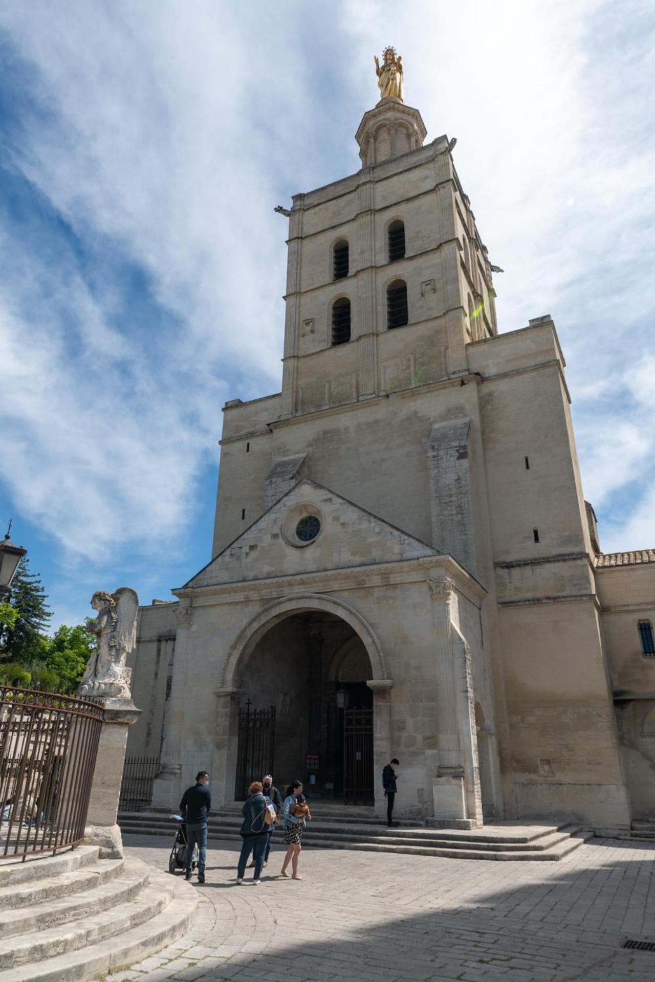 Апартаменты Bien D'Exception En Face Du Palais Des Papes Авиньон Экстерьер фото