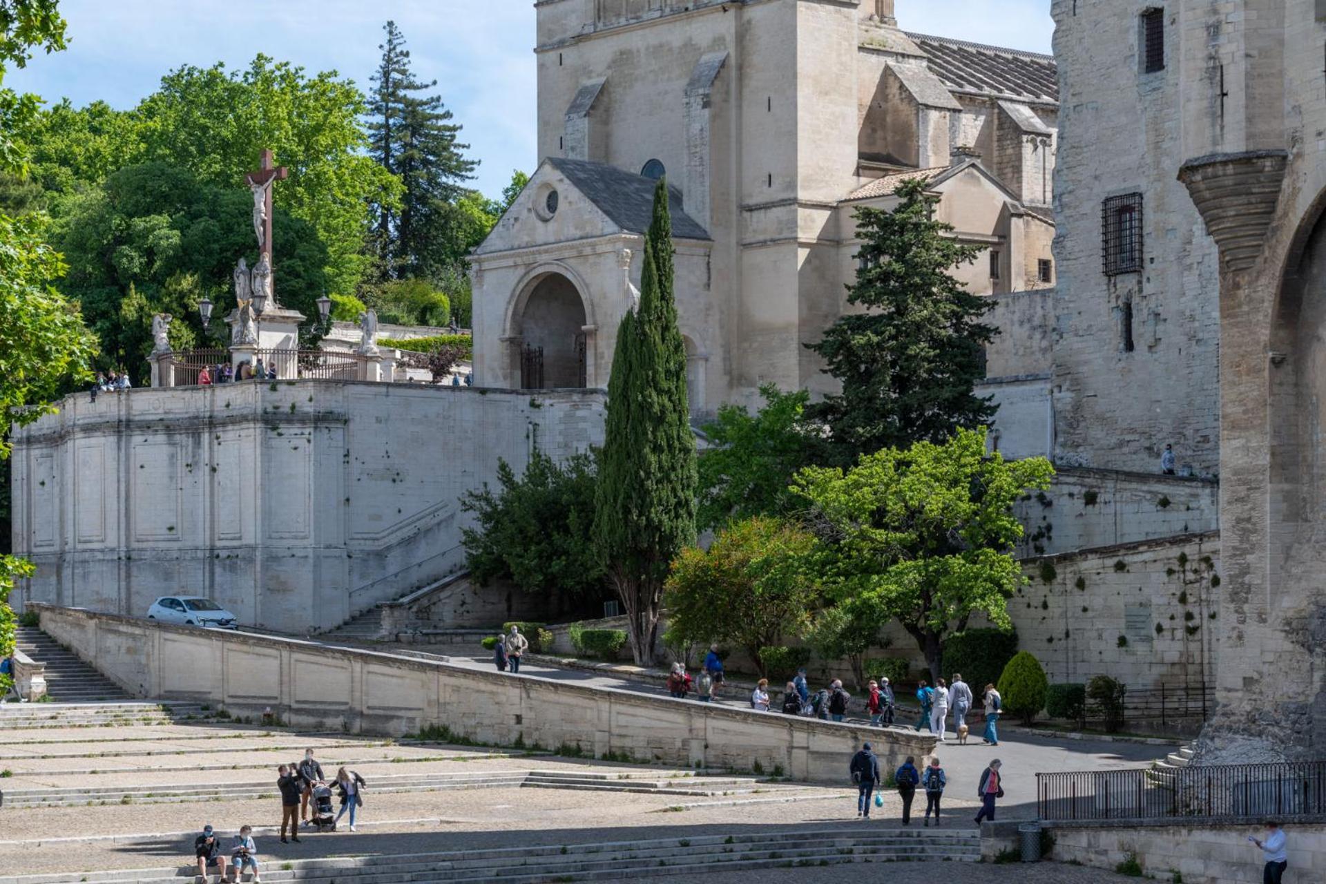 Апартаменты Bien D'Exception En Face Du Palais Des Papes Авиньон Экстерьер фото